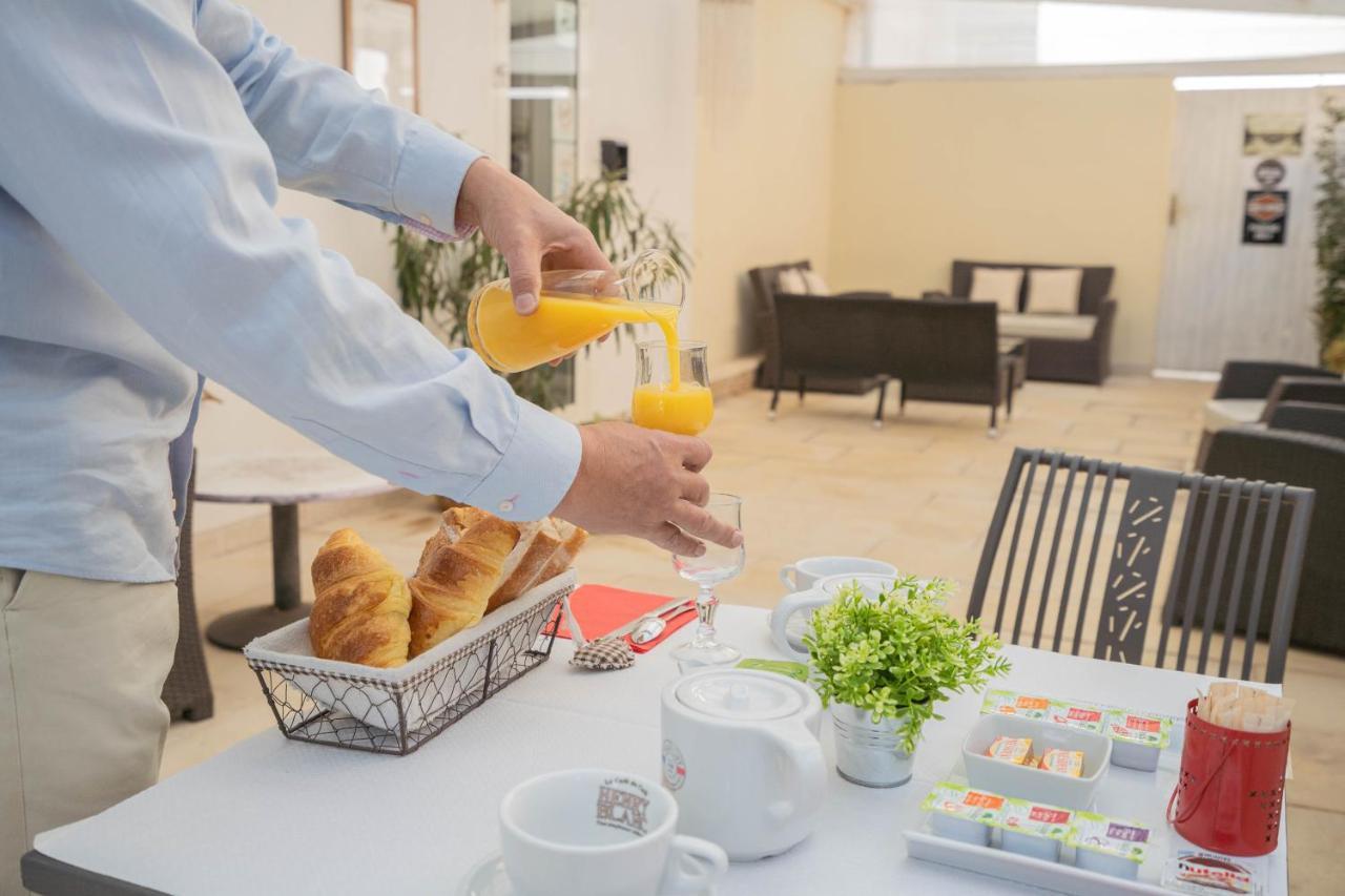 Hotel Le Mediterranee Hyères Zewnętrze zdjęcie